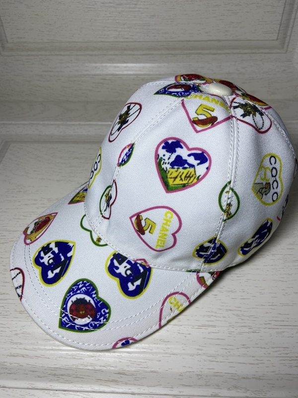 ブランド帽子正面デザイン